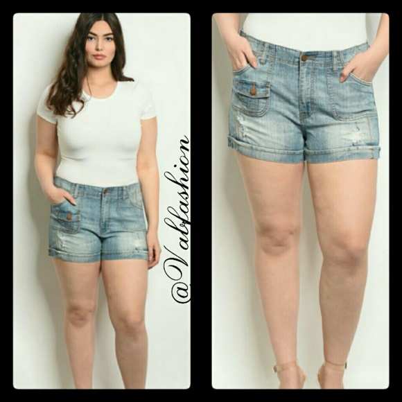 PLUS SIZE SOFT LIGHT WASH MID RIDE STRETCHY DENIM SHORTS🌹 - Picture 7 of 8